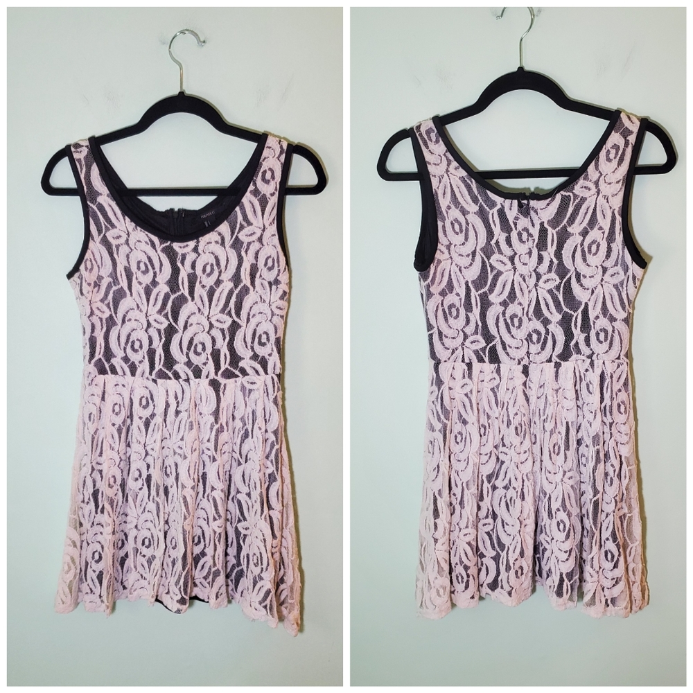 Forever 21 Floral Lace Mini Dress – Pinkish Cream/Black – Size Small – Boho Chic